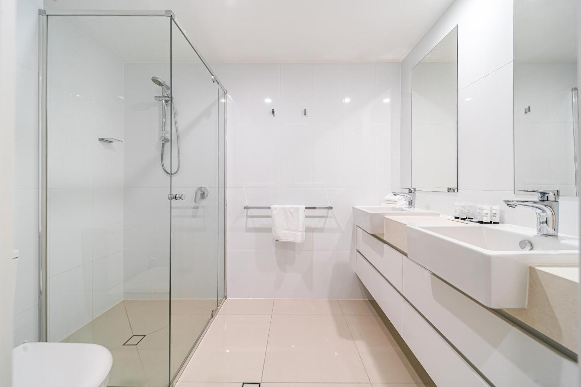 305 Verve On Cotton Tree